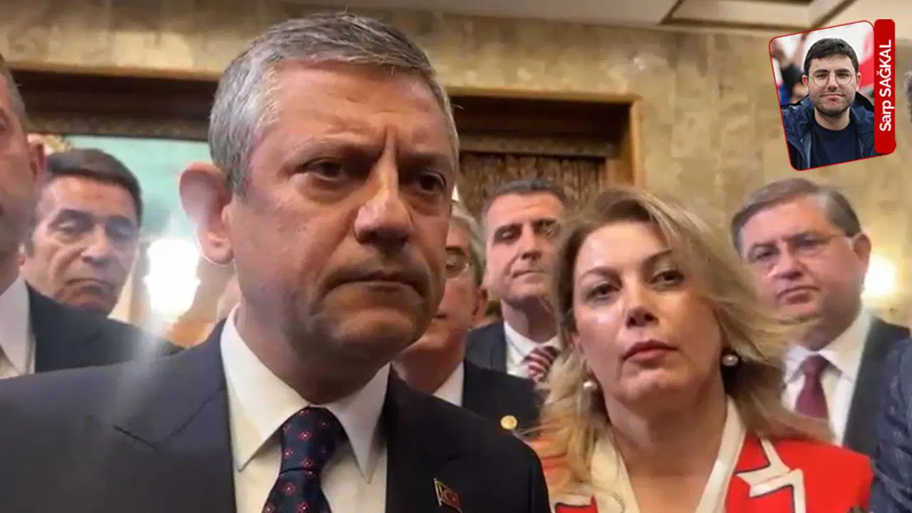 CHP Genel Başkanı Özgür Özel, Erdoğan ile Tokalaşmadan Resepsiyonu Terk Etti: “Millet Bizden Dik Durmamızı Bekliyor”