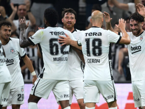 Salah besiktasa gelirse trabzonspor teklif yapacak Es7DRp7X