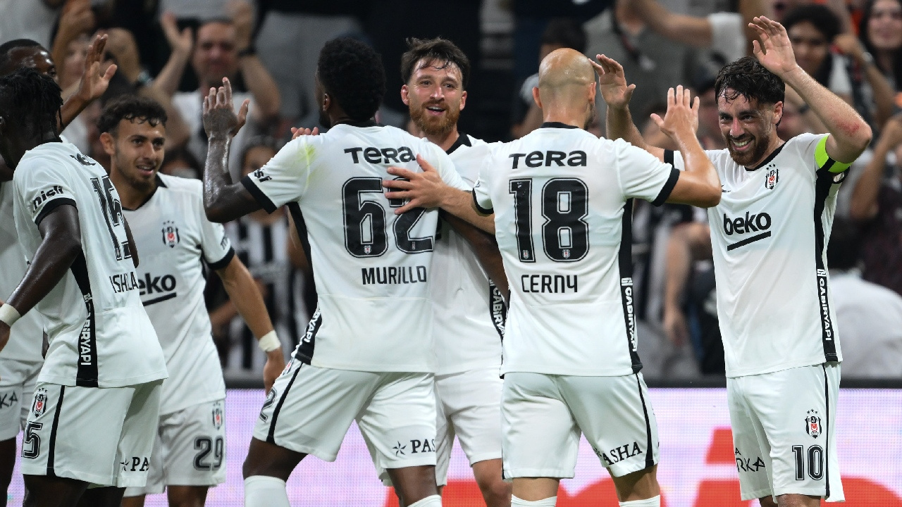 Salah besiktasa gelirse trabzonspor teklif yapacak Es7DRp7X